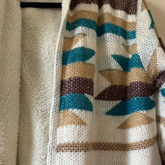 Woven Heart Ivory Plush Jacket - Picture 3 of 4